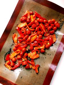1/2 cup Chunky Roasted Red Pepper & Garlic Pasta Sauce