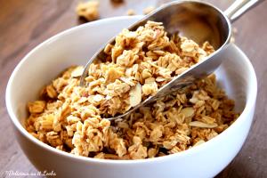 1/2 cup French Vanilla Almond Granola