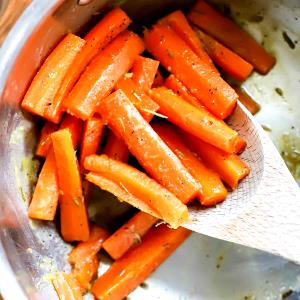 1/2 Cup Glazed Carrots