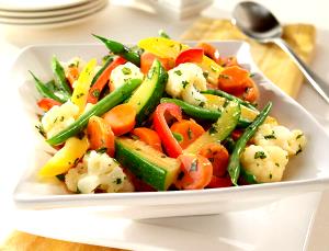 1/2 Cup Mixed Vegetables (with Salt, Frozen, Drained, Cooked, Boiled)