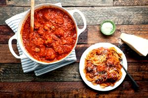 1/2 Cup Pasta Sauce, Hearty Meat, Meatball Parmesan