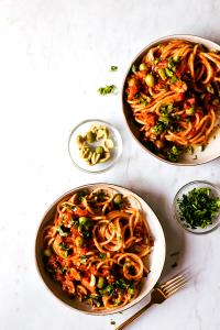 1/2 Cup Pasta Sauce, Puttanesca Green & Black Olive