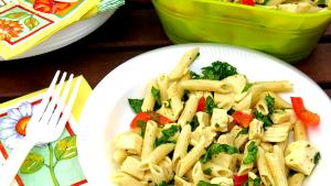1/2 cup Penne Pasta with Chicken in a Citrus Vinaigrette (Low-Fat)