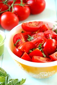 1/2 Cup Tomato, Diced W/Balsamic Vinegar, Basil & Oil