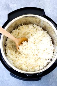 1/2 cup uncooked (44 g) Instant Long Grain White Rice