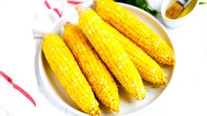 1/2 Cup White Sweet Corn (Kernels Cut Off Cob, with Salt, Drained, Cooked, Boiled)