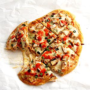 1/2 flatbread (156 g) Buffalo Style Chicken Flatbread