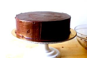 1 2-layer Cake Serving (8" Or 9" Dia, 4" High) Chocolate Cake with Mayonnaise or Salad Dressing with Icing or Filling