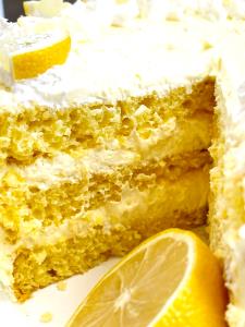 1 2-layer Cake Serving (8" Or 9" Dia, 4" High) Lemon Cake with Icing