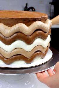1 2-layer Cake Serving (8" Or 9" Dia, 4" High) Marble Cake with Icing