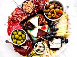 1/2 oz (14 g) Charcuterie Bites