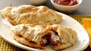 1/2 package (140 g) Chicken Sausage Calzone