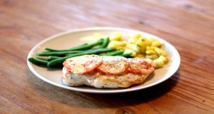 1/2 package (340 g) Oven Bake Meals - Chicken Parmigiana & Penne