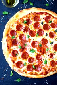 1/2 Pizza Pizza, Classic Pepperoni