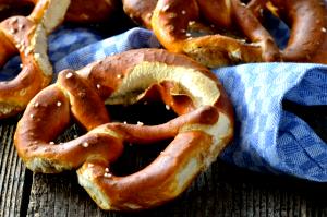1/2 pretzel Soft Pretzel