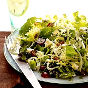 1/2 salad Field Greens Salad with Gorgonzola Cheese (Half)