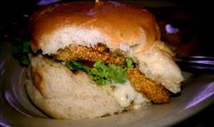 1/2 sandwich (103 g) Nike (Super Poor Boy) Sandwich (Half)