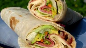 1/2 Sandwich Balsamic Ham & Swiss Wheat Wrap