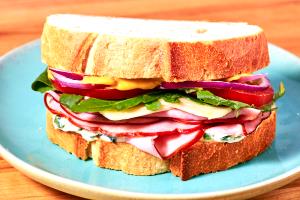 1/2 sandwich Deli Style Ham Sandwich