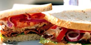 1/2 sandwich Roast Beef Sandwich