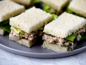 1/2 Sandwich Salmon Cucumber Dill Wrap