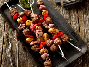 1/2 skewer (113 g) Boneless Beef Kabobs