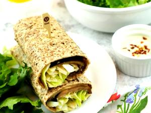 1/2 wrap (142 g) Grill Pressed Eggplant Wrap with Spicy Tahini Sauce