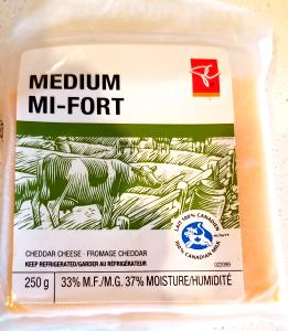 1/25 package (30 g) Medium Cheddar