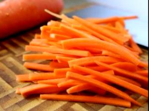 1/3 bag (85 g) Julienned Carrots