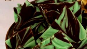 1/3 piece (41 g) Peppermint Swirl Bark