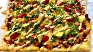 1/3 pizza (120 g) Flatbread Chicken Chipotle Pizza