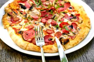 1/3 pizza (123 g) Pepperoni & Sausage Original Pizza