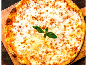 1/3 pizza (140 g) Margherita Pizza