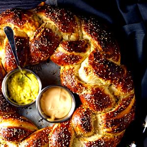 1/4 bread (156 g) Stuffed Appetizer Bread