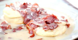 1/4 cup (2 oz) Chipped Beef Gravy