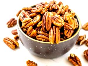 1/4 cup (28 g) Butter Roasted Pecans