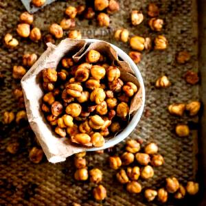 1/4 cup (28 g) Chickpea Snacks - Cinnamon Crunch