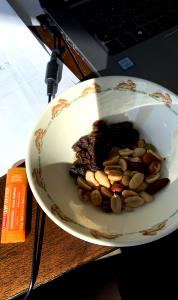 1/4 cup (28 g) Survival Trail Mix