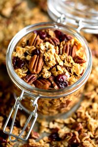1/4 cup (30 g) Almond Pecan Granola