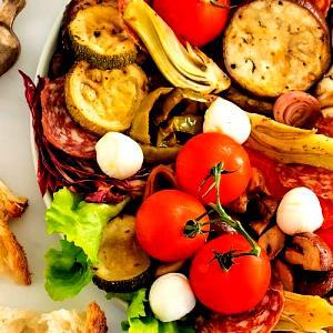 1/4 cup (30 g) Antipasto Mediterranean Vegetables