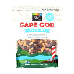 1/4 cup (30 g) Cape Cod Trail Mix