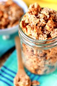 1/4 cup (30 g) Granola Banana Walnut