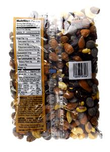1/4 cup (30 g) Happy Trekking