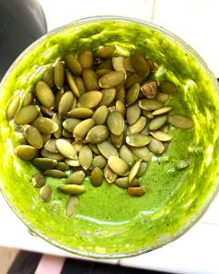 1/4 cup (30 g) Tequila Lime Pumpkin Seeds