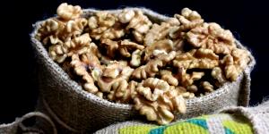 1/4 cup (30 g) Walnut Pieces