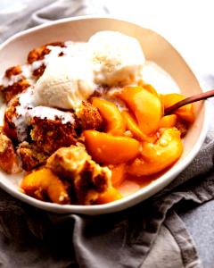 1/4 cup (40 g) Dried Fruit Cobbler Blend