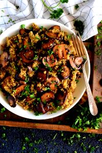 1/4 cup (42 g) Quinoa with Mushrooms