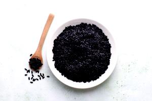 1/4 cup (48 g) Black Rice