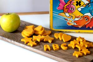 1/4 Cup Cheese Snack, Elmo