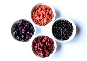1/4 Cup Dried Fruit, Berry Medley